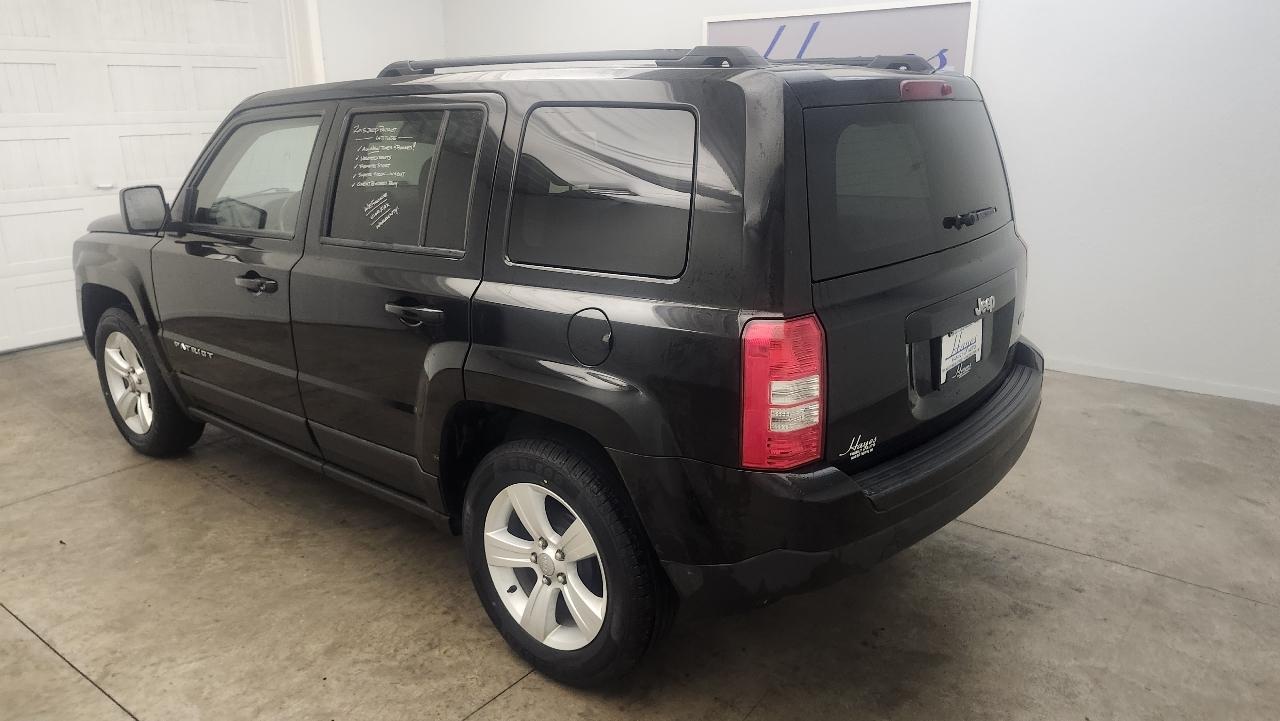 Jeep Patriot Latitude 2WD 2015
