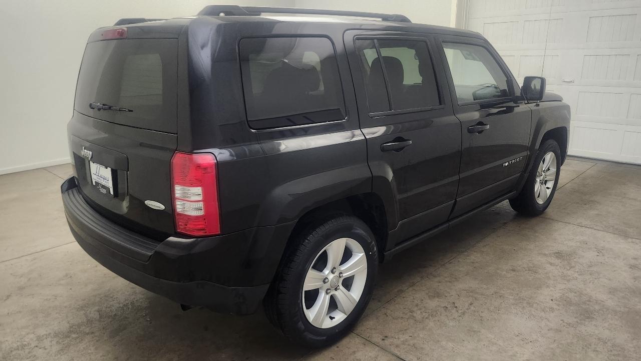 Jeep Patriot Latitude 2WD 2015