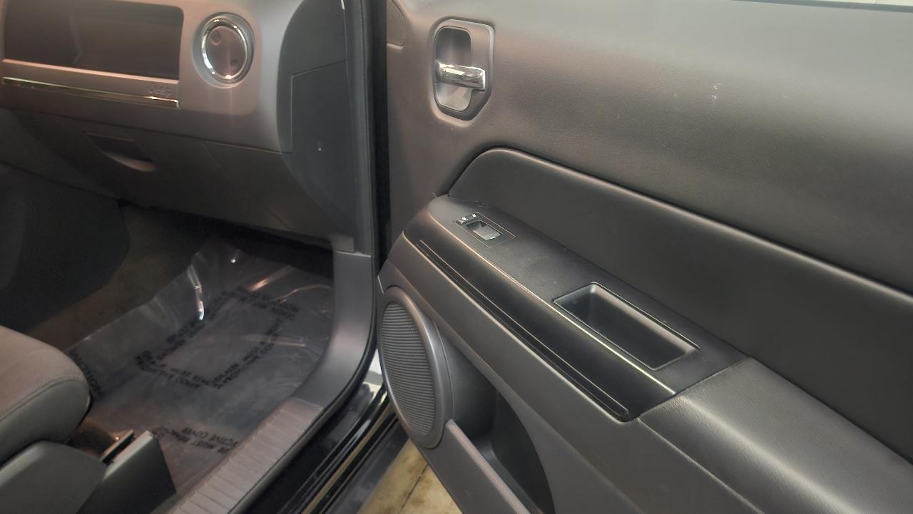 Jeep Patriot Latitude 2WD 2015
