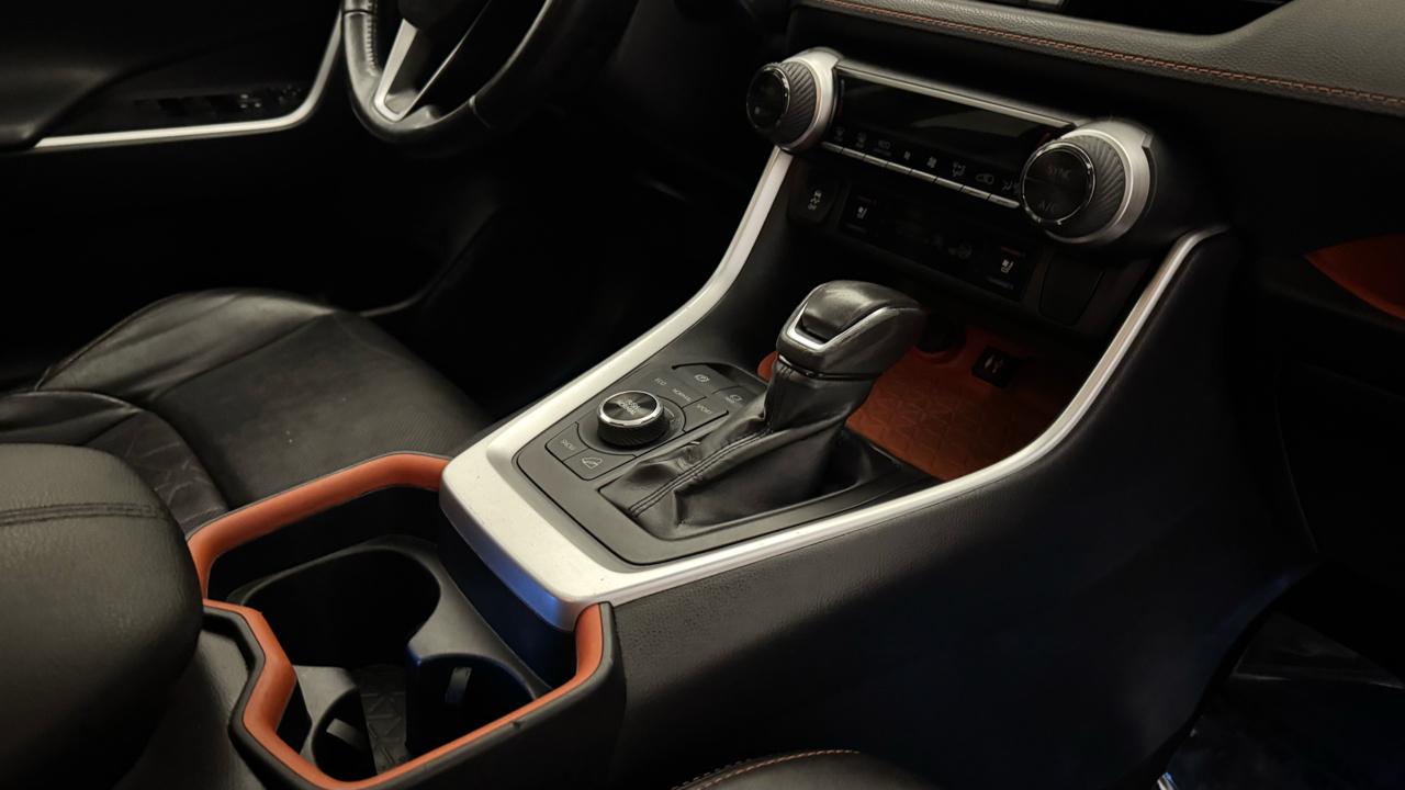 Toyota RAV4 Adventure AWD 2019