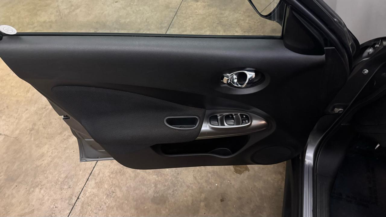 Nissan Juke S AWD 2013