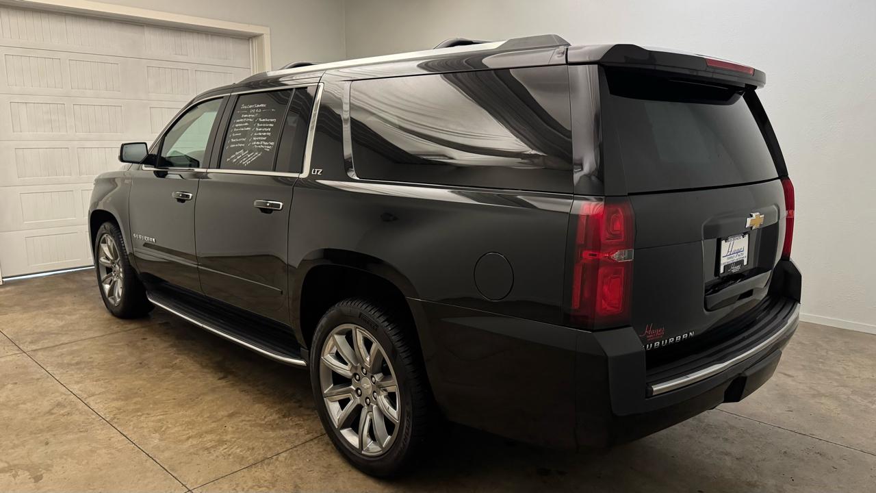 Chevrolet Suburban  2016