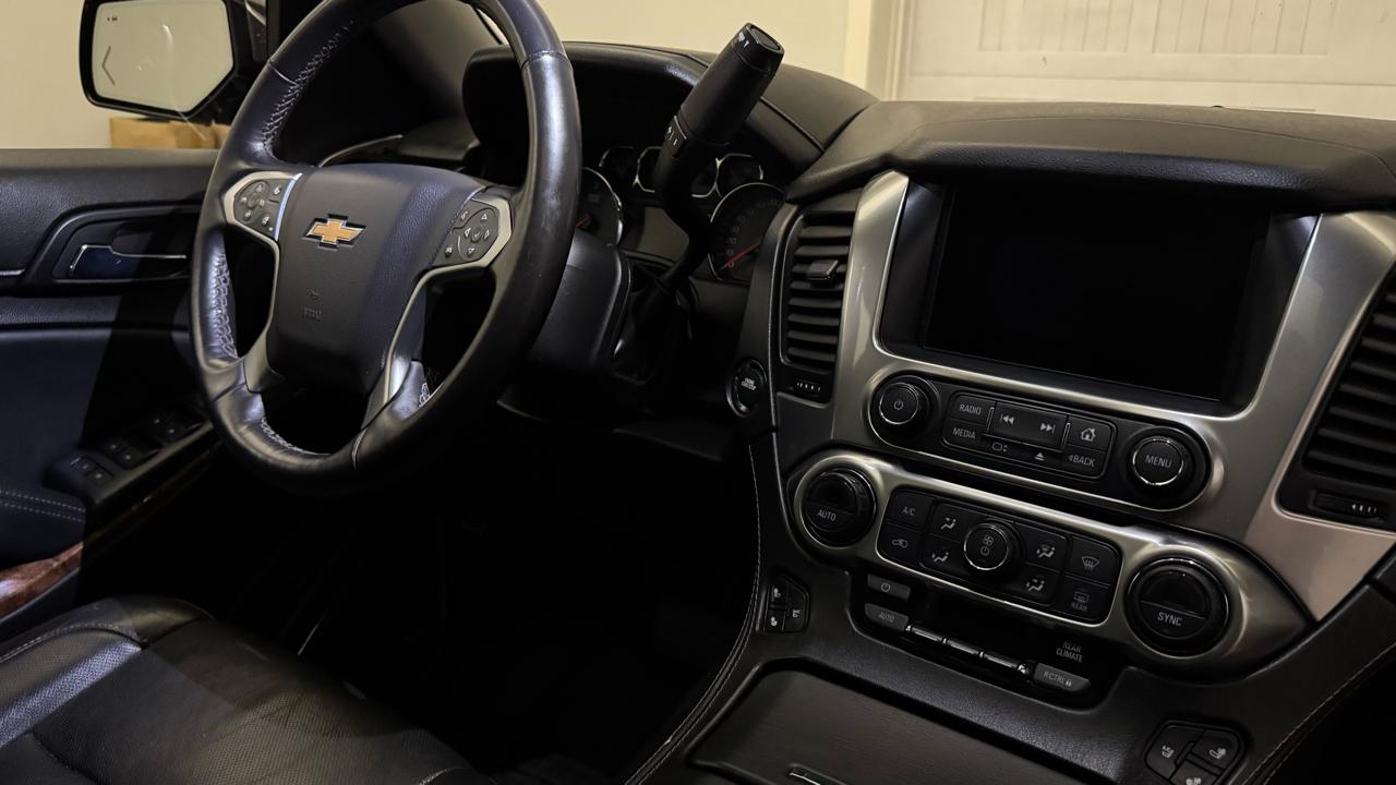 Chevrolet Suburban  2016