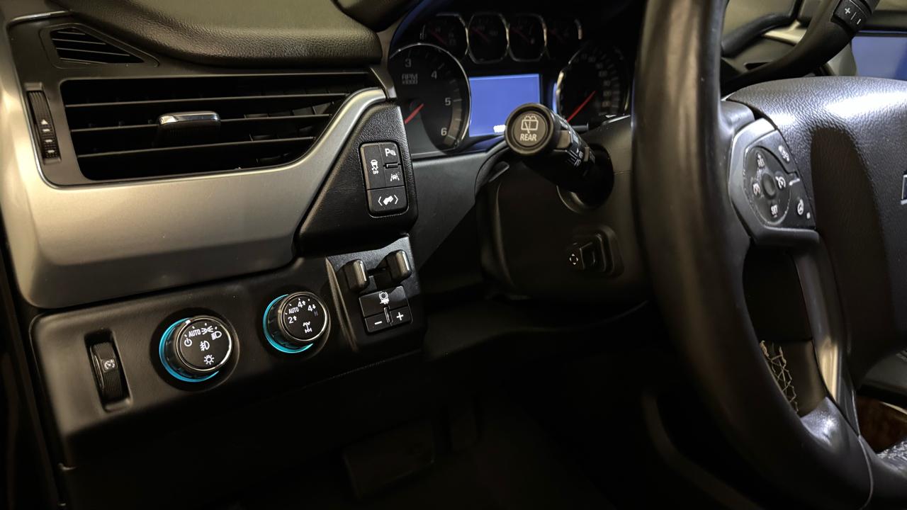 Chevrolet Suburban  2016