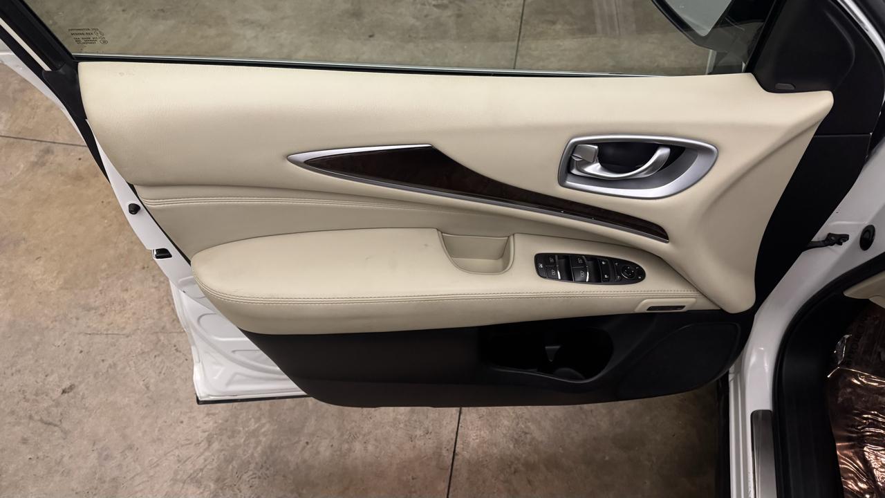 Infiniti QX60 AWD 2015