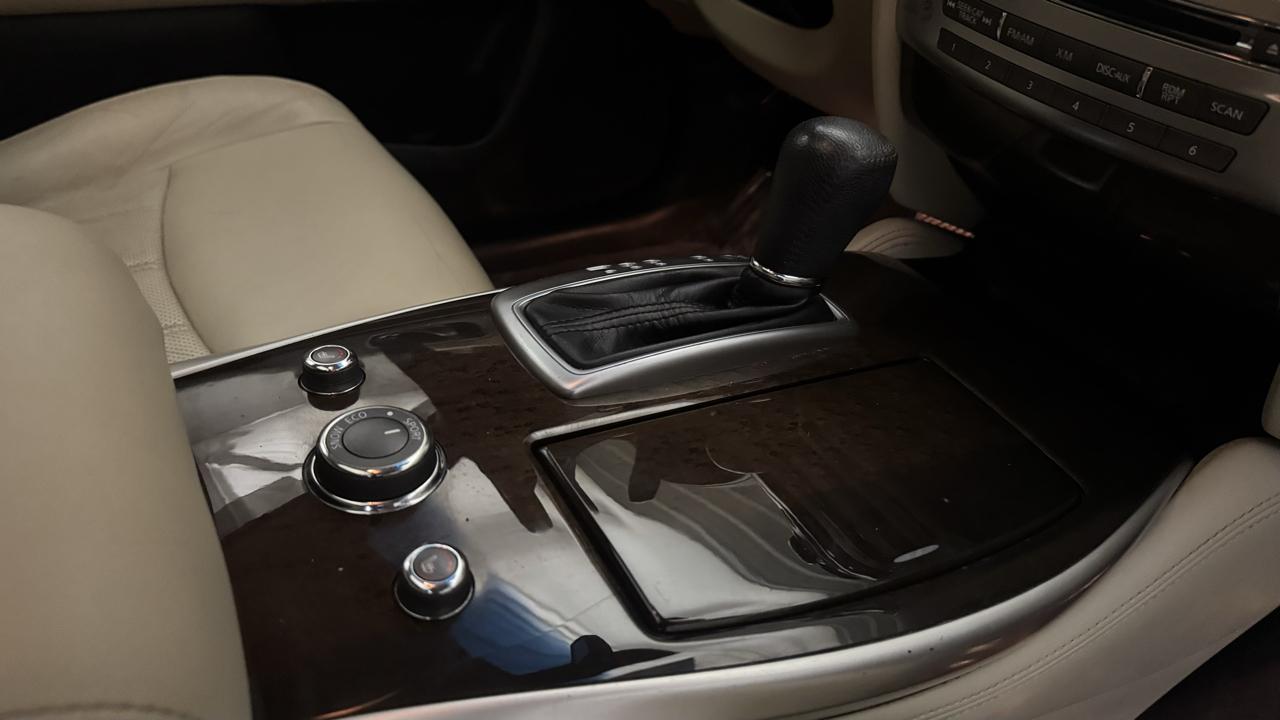 Infiniti QX60 AWD 2015