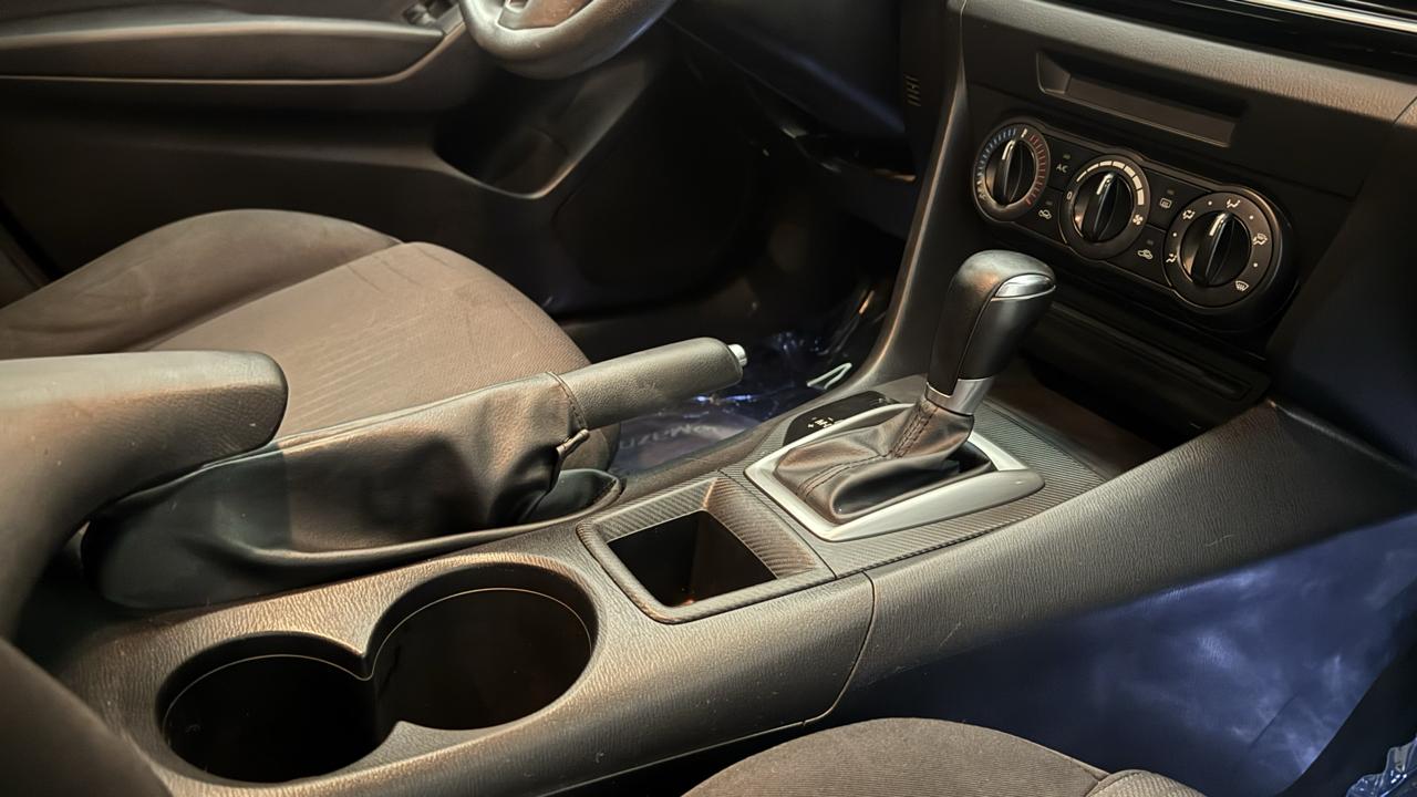Mazda MAZDA3 i Sport 2014