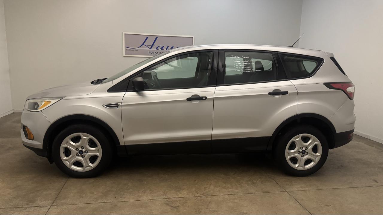 Ford Escape S 2017