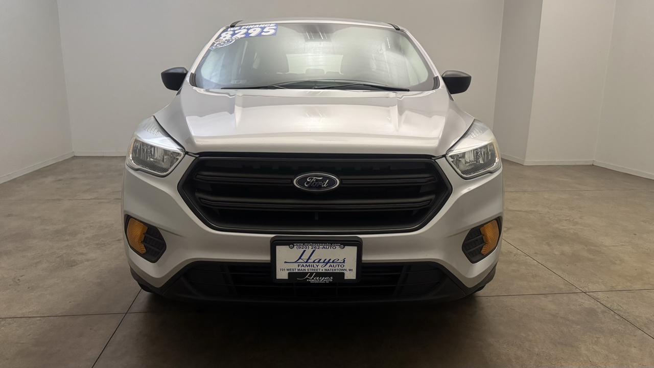 Ford Escape S 2017