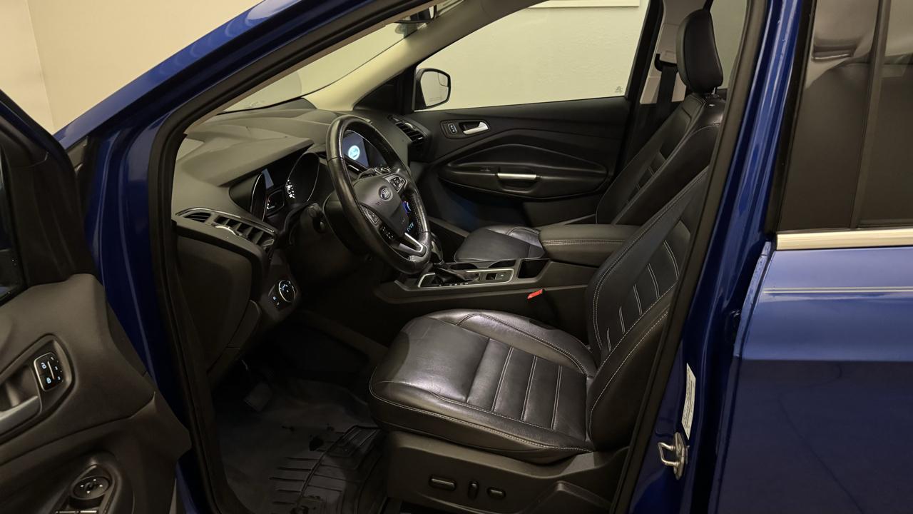 Ford Escape Titanium 4WD 2019