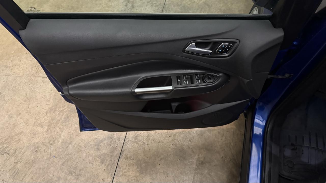 Ford Escape Titanium 4WD 2019