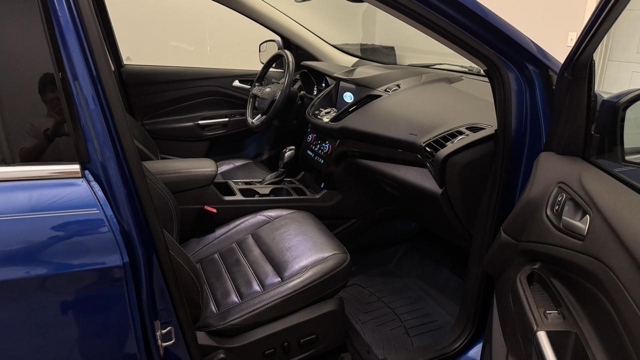 Ford Escape Titanium 4WD 2019