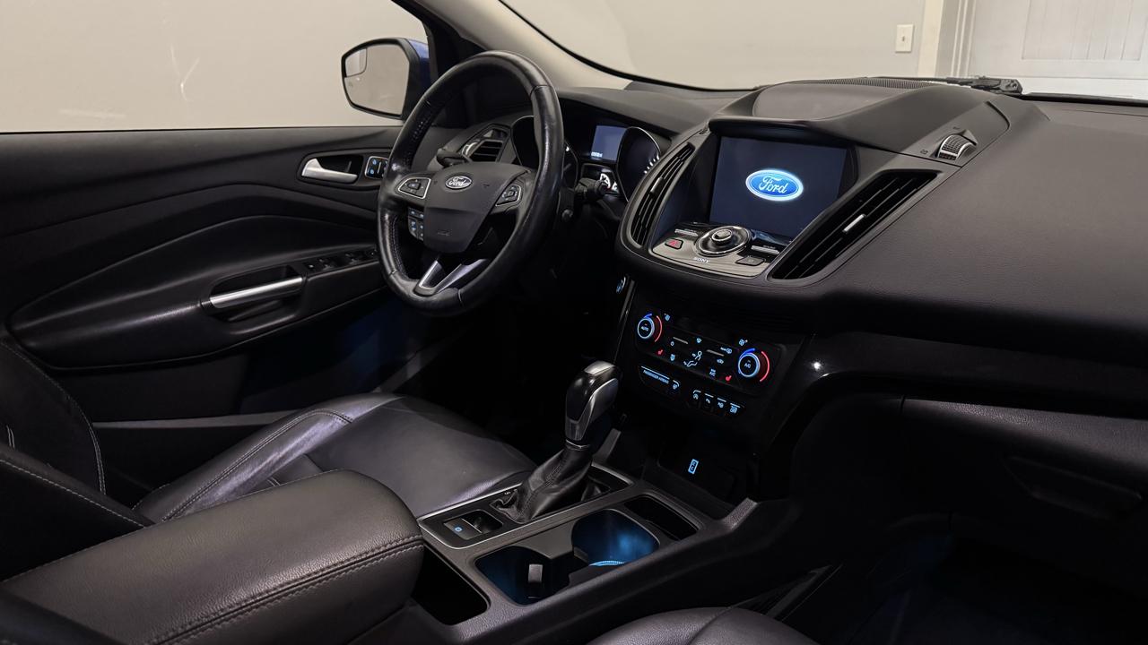 Ford Escape Titanium 4WD 2019