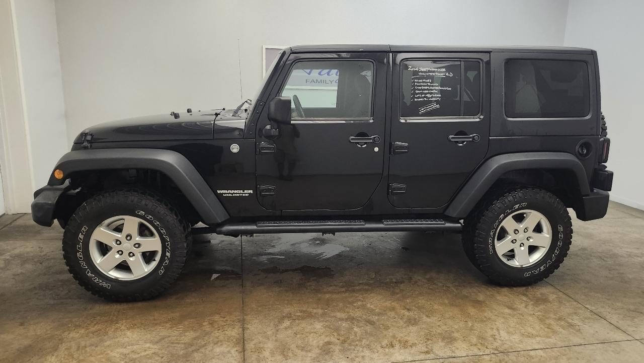 Jeep Wrangler Unlimited Sport 4WD 2014