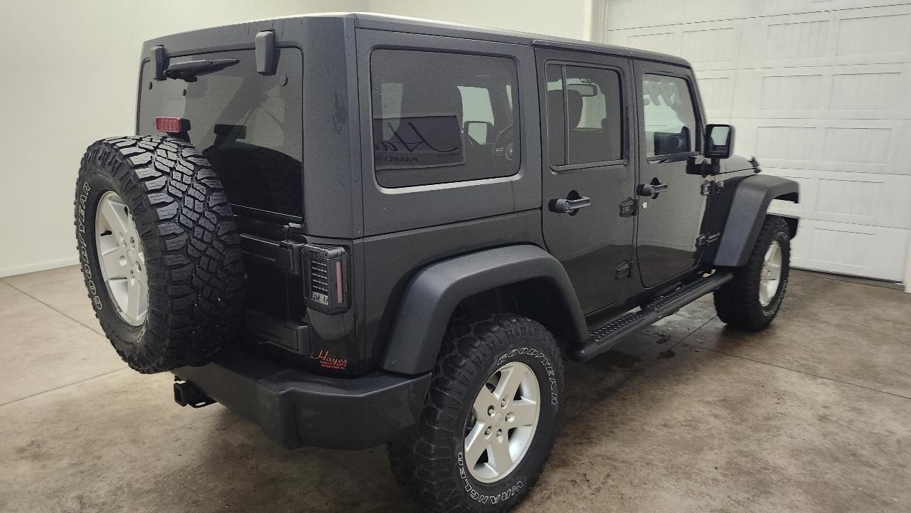 Jeep Wrangler Unlimited Sport 4WD 2014