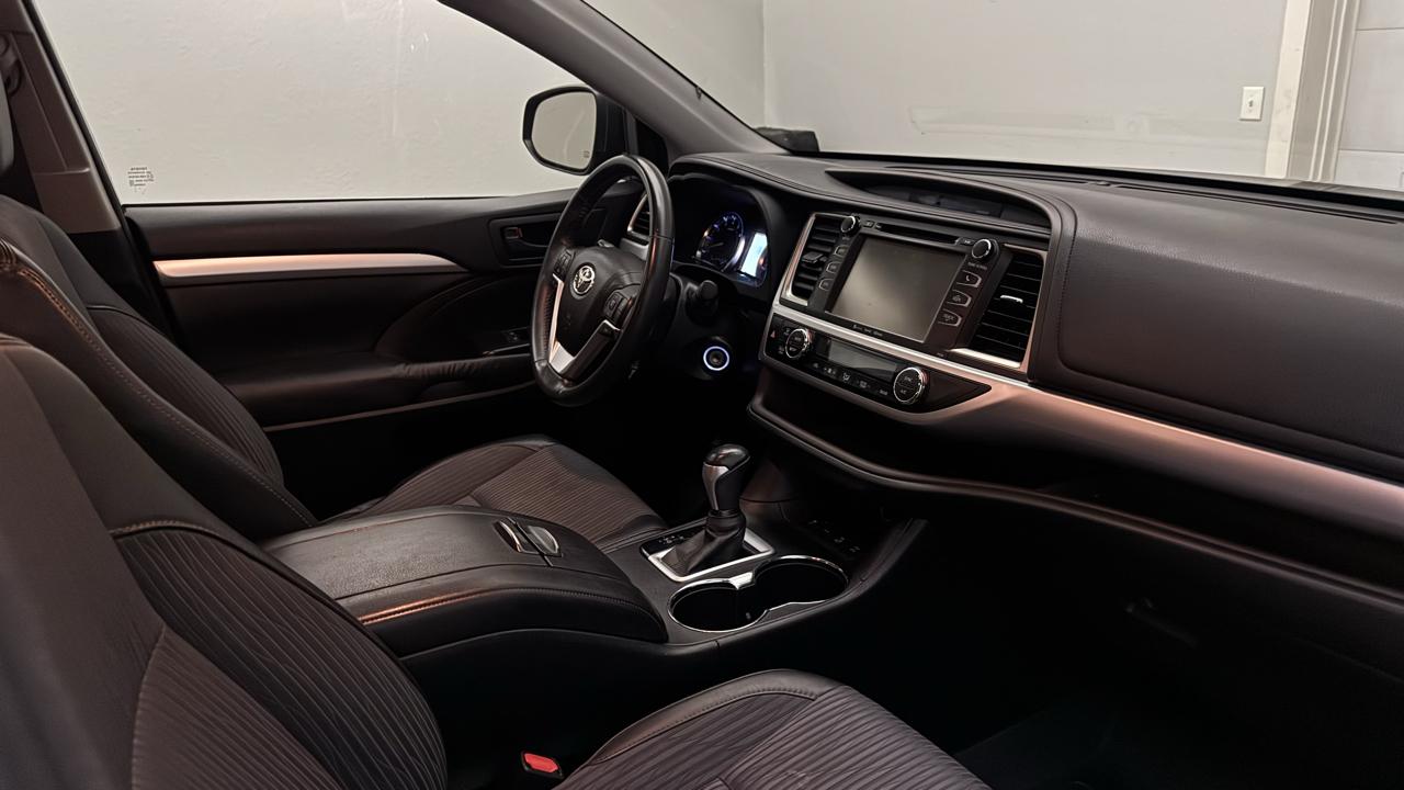 Toyota Highlander  2016
