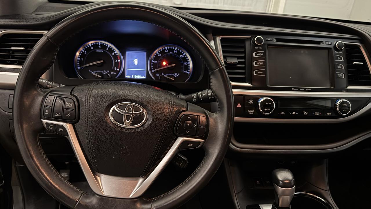 Toyota Highlander  2016