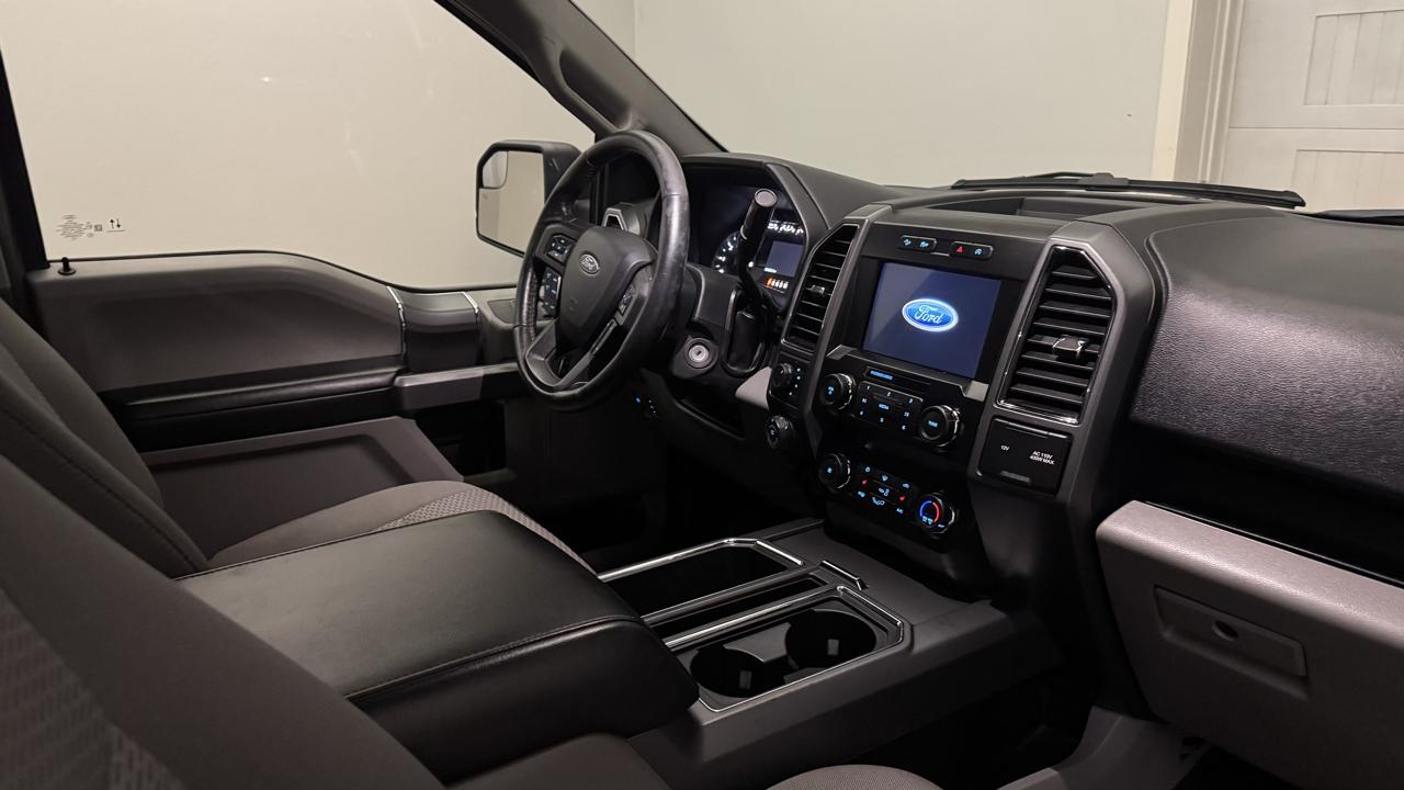 Ford F-150 XLT SuperCrew 4WD 2020