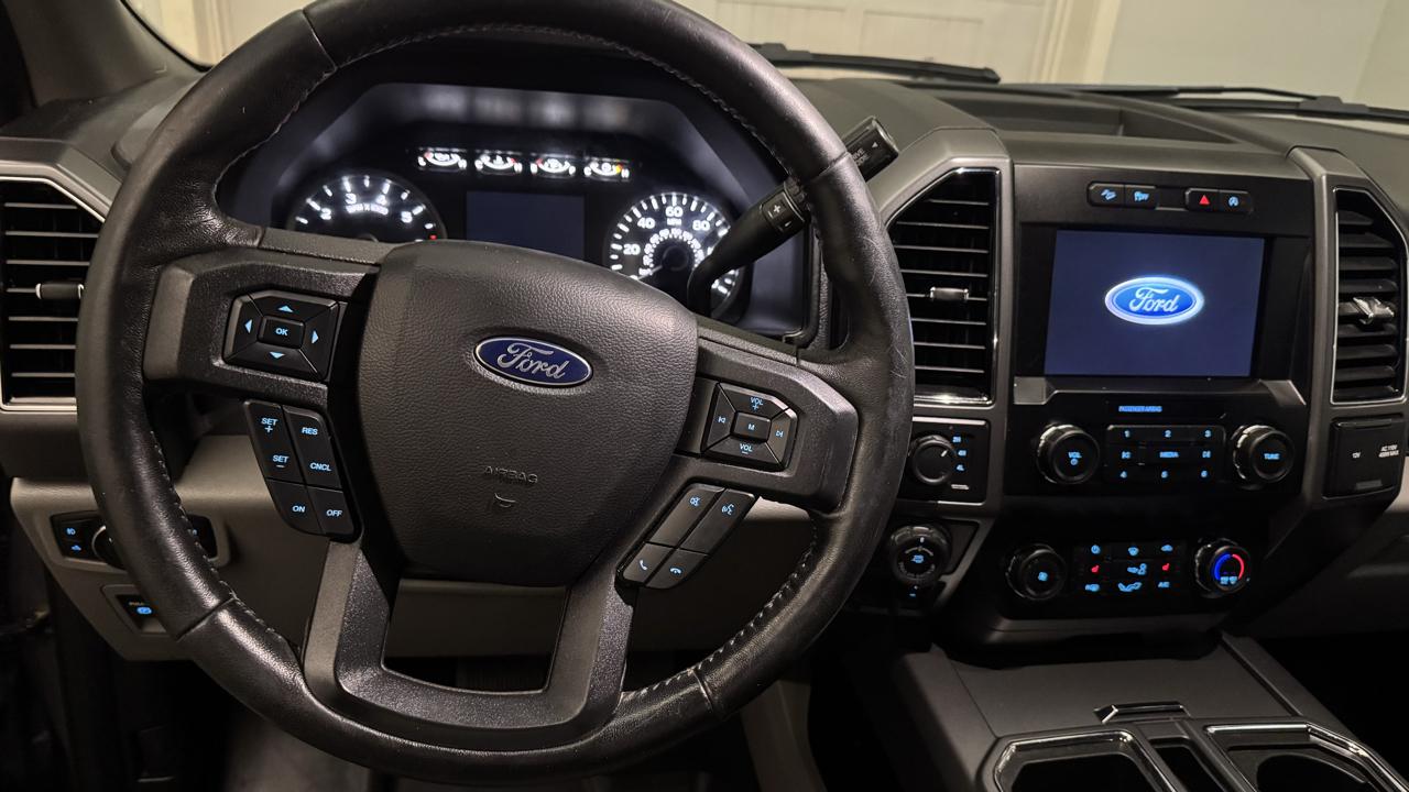 Ford F-150 XLT SuperCrew 4WD 2020