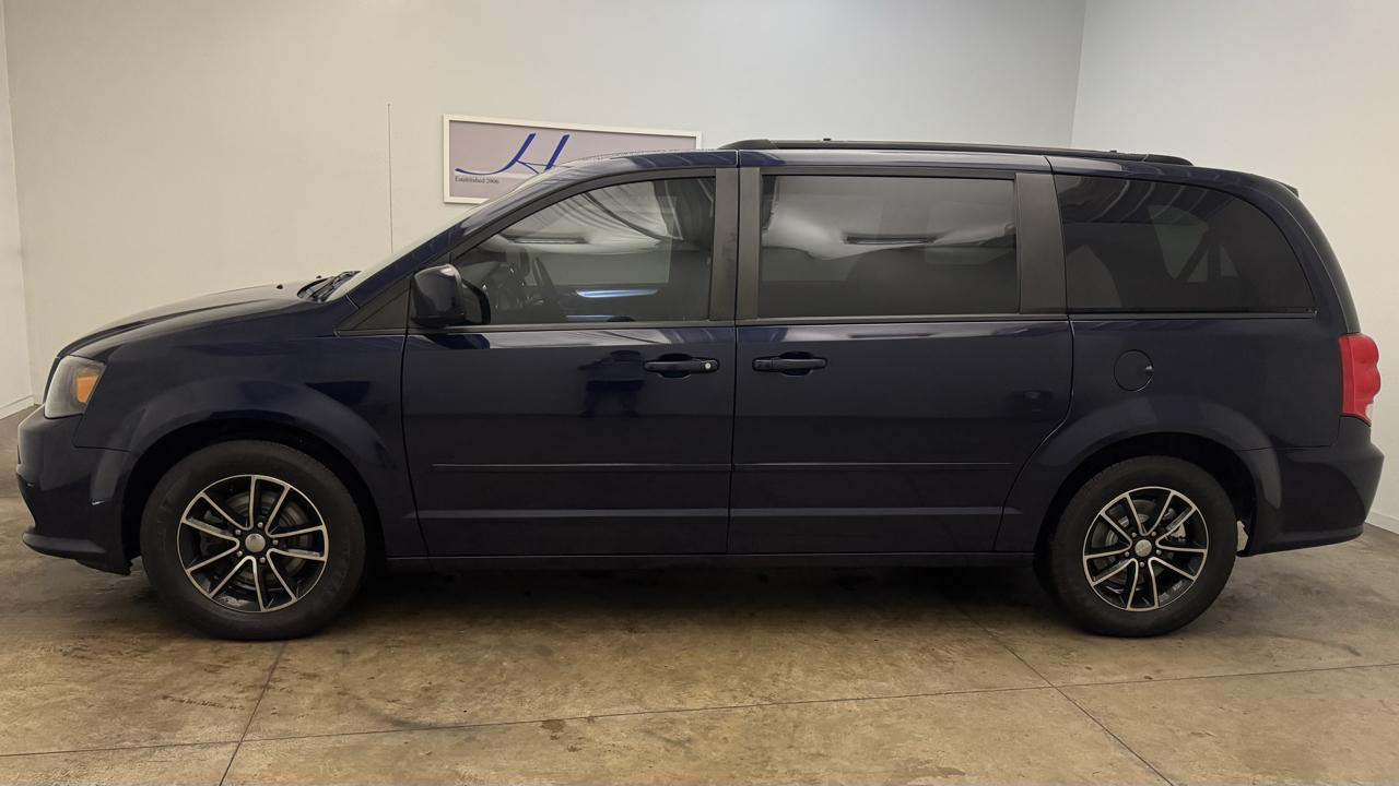 Dodge Grand Caravan R/T 2016
