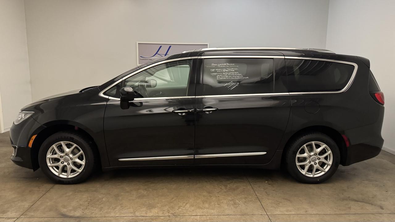 Chrysler Pacifica Touring-L 2020