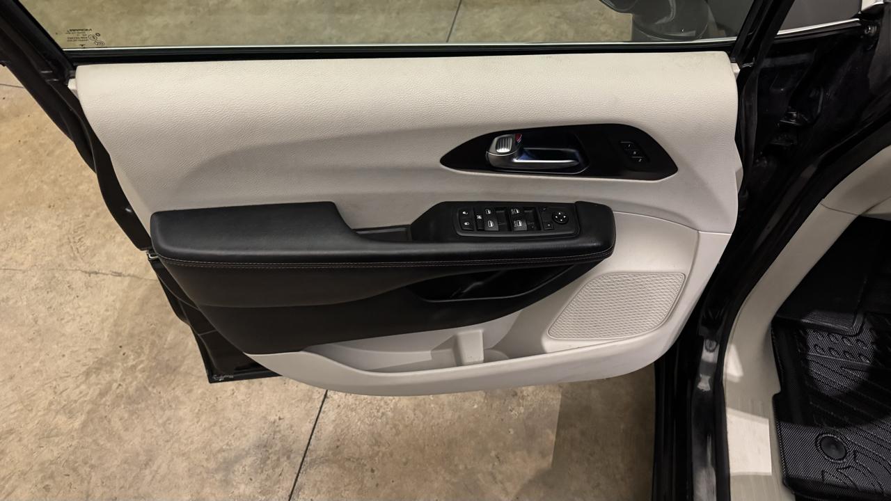 Chrysler Pacifica Touring-L 2020
