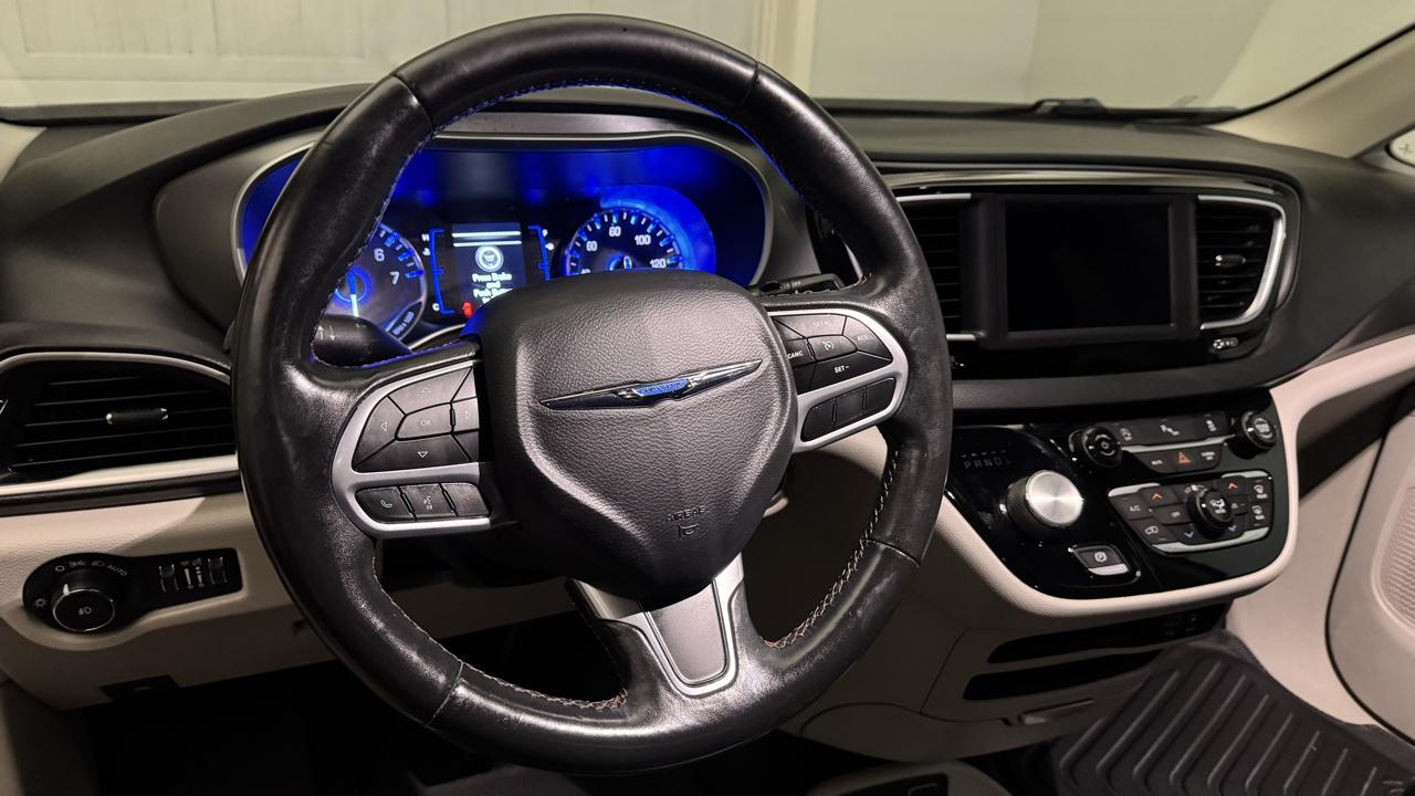 Chrysler Pacifica Touring-L 2020
