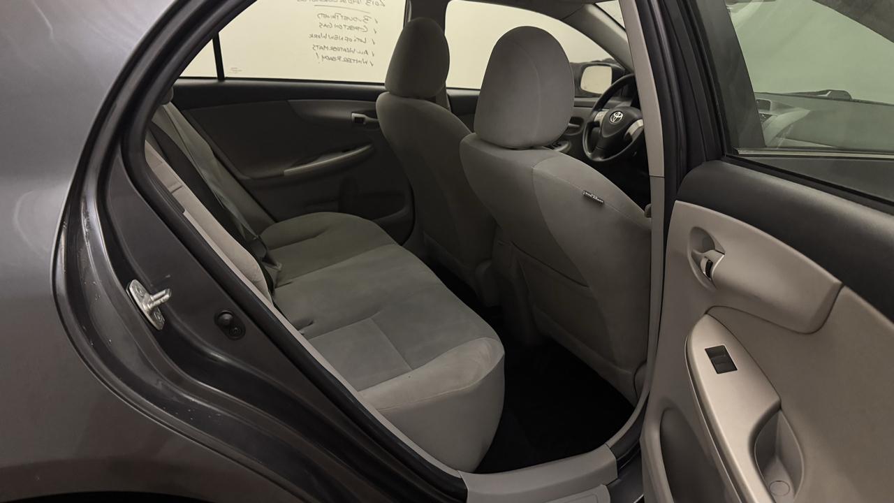 Toyota Corolla LE 2013