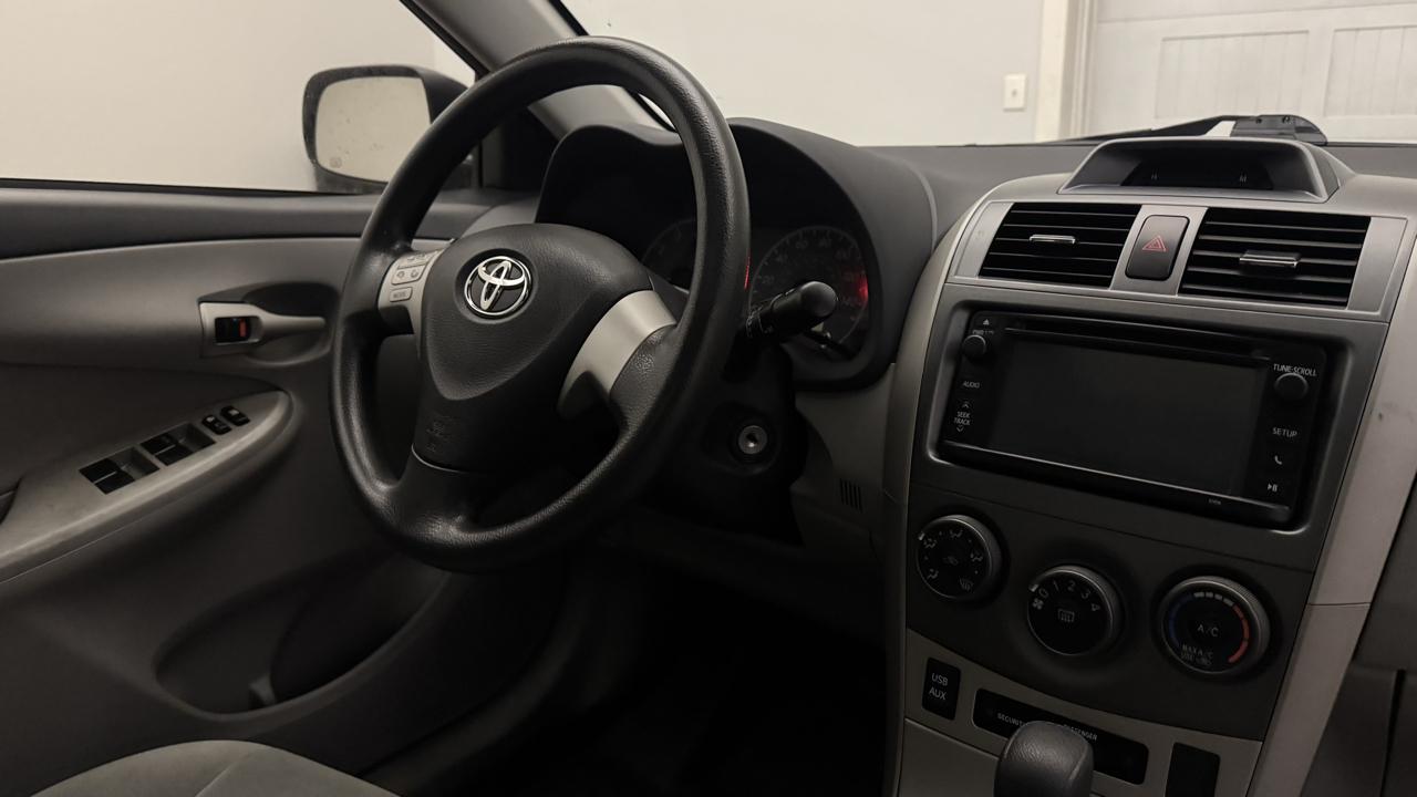 Toyota Corolla LE 2013