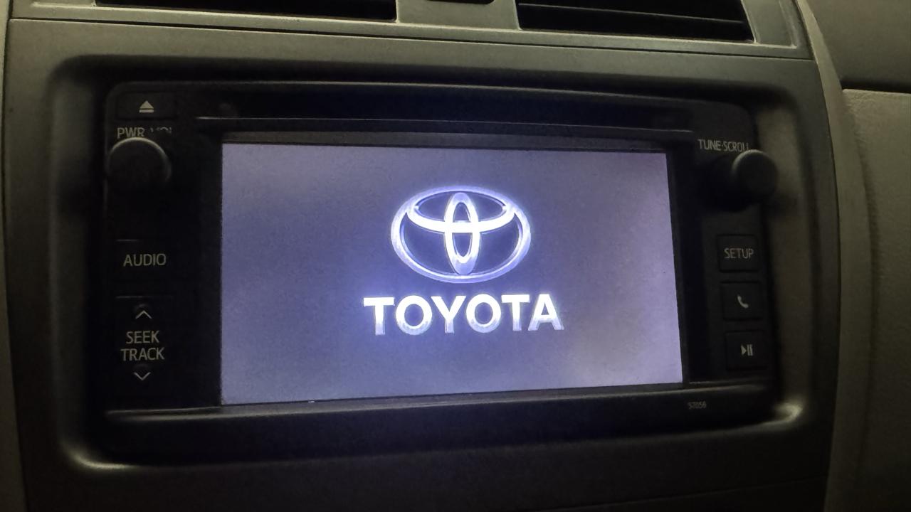Toyota Corolla LE 2013