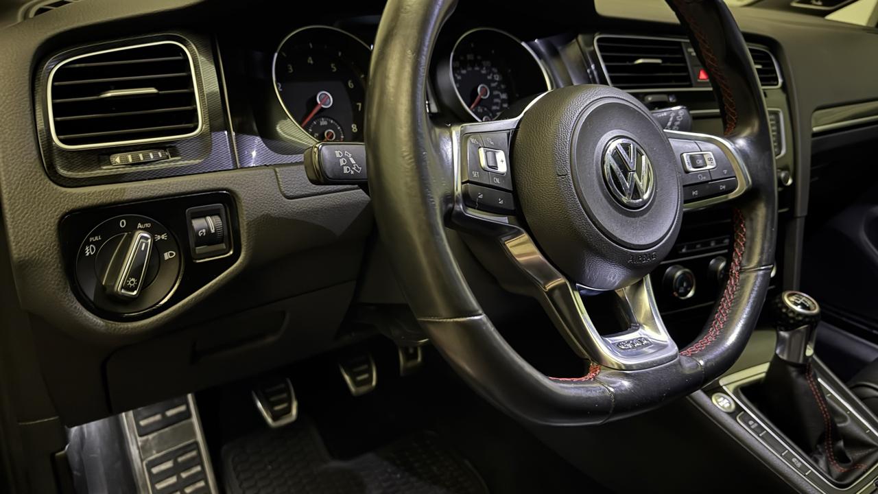 Volkswagen GTI S 6M 4-Door 2016