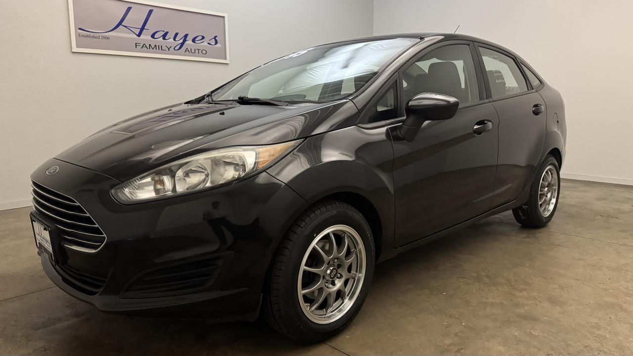 Ford Fiesta S Sedan 2015