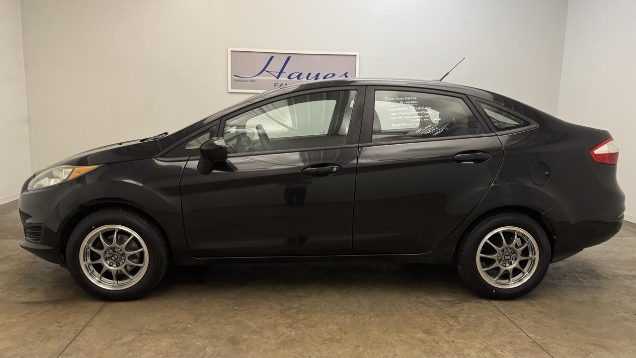 Ford Fiesta S Sedan 2015