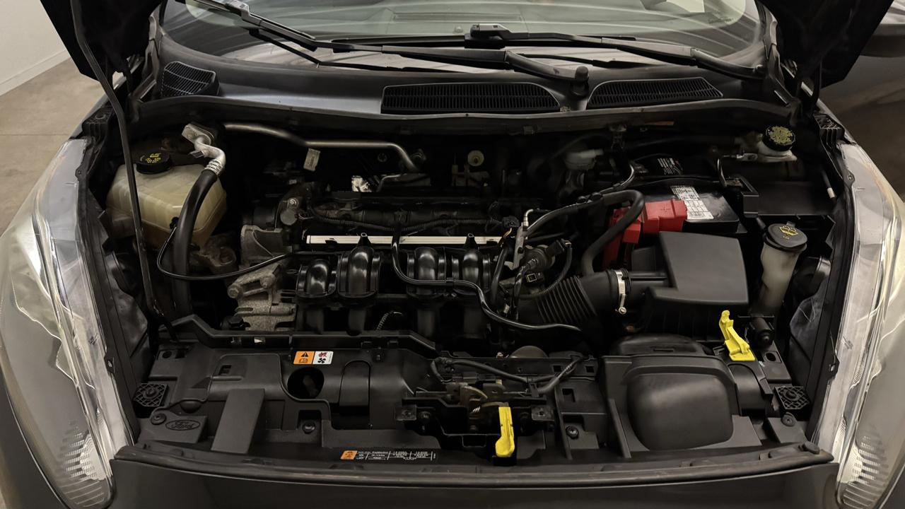 Ford Fiesta S Sedan 2015