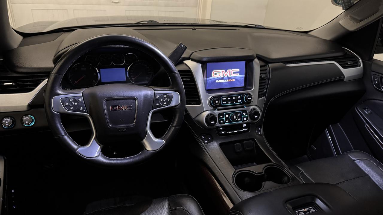 GMC Yukon SLT 4WD 2017