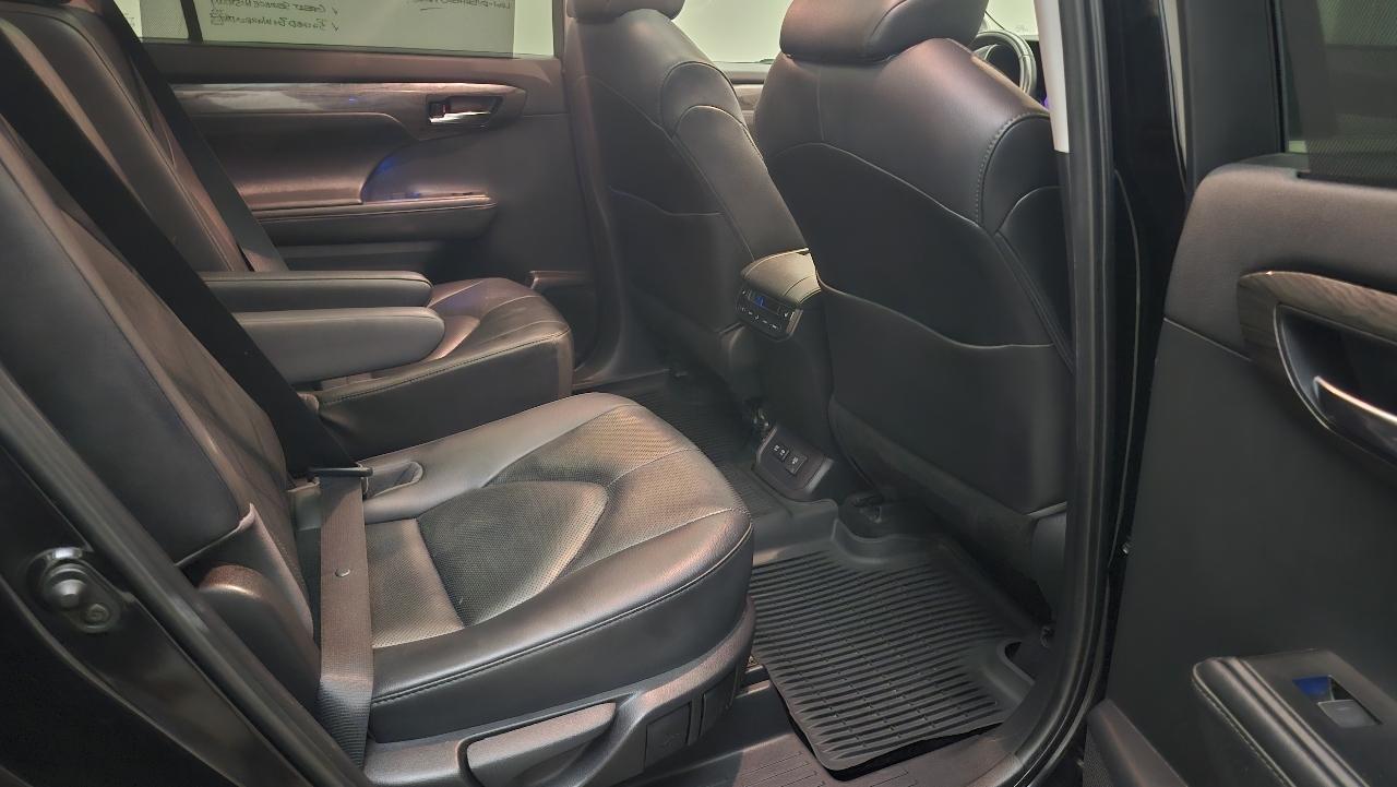 Toyota Highlander Platinum AWD V6 2020