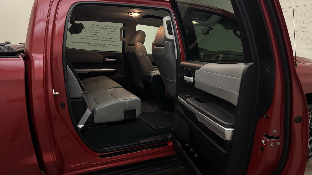 Toyota Tundra  2016