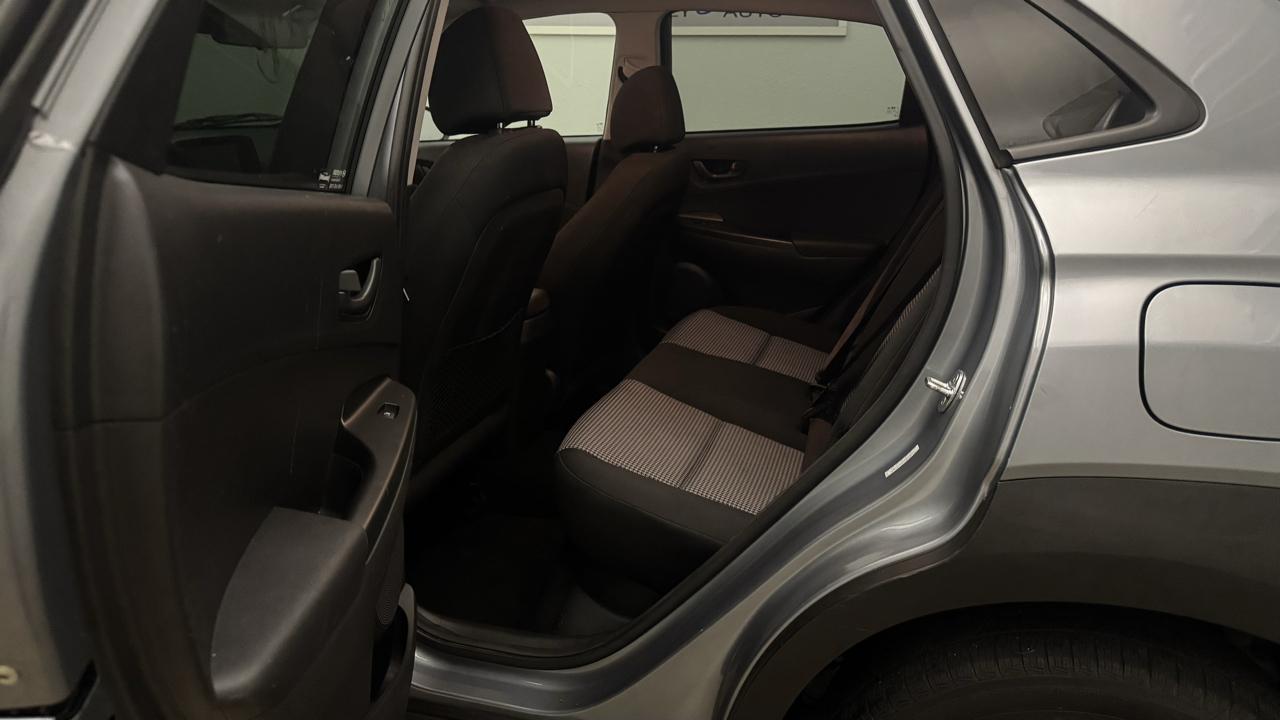 Hyundai Kona SEL AWD 2021