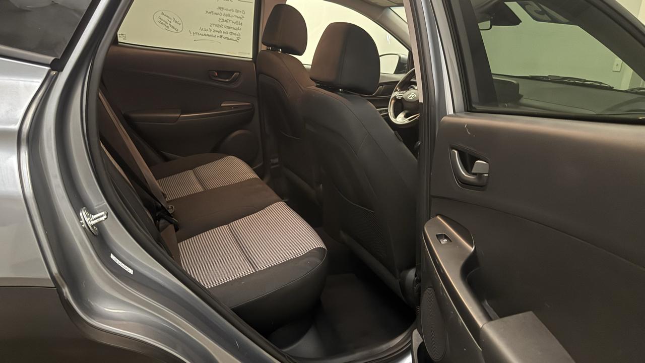 Hyundai Kona SEL AWD 2021