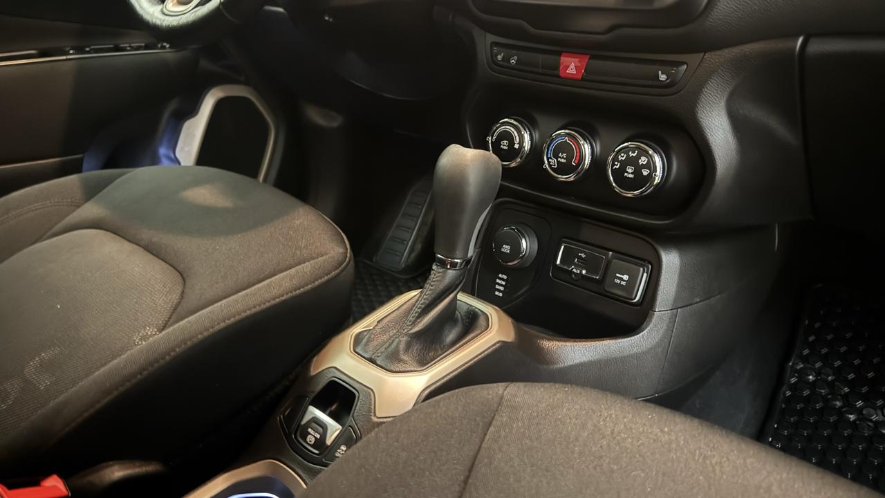 Jeep Renegade Latitude 4WD 2017