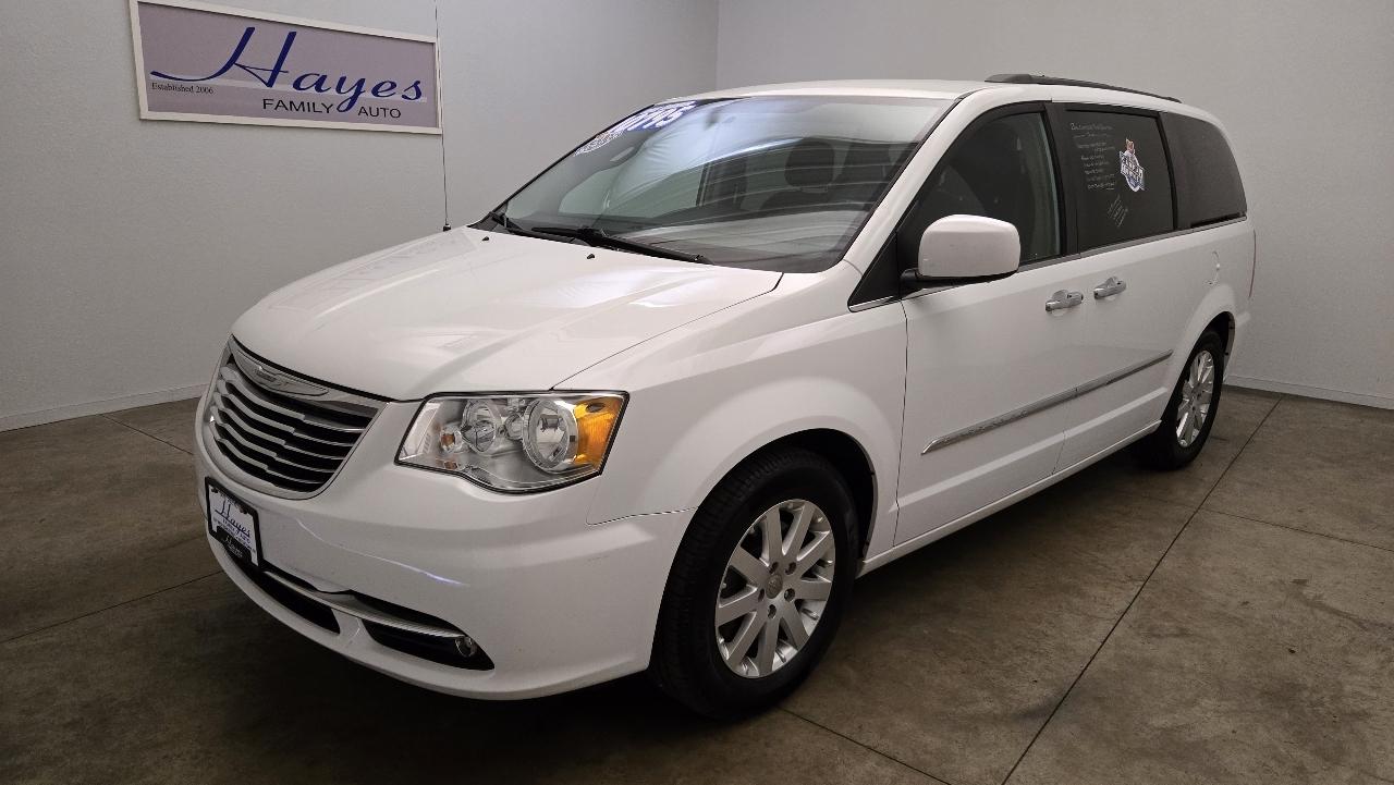 Chrysler Town & Country Touring 2016