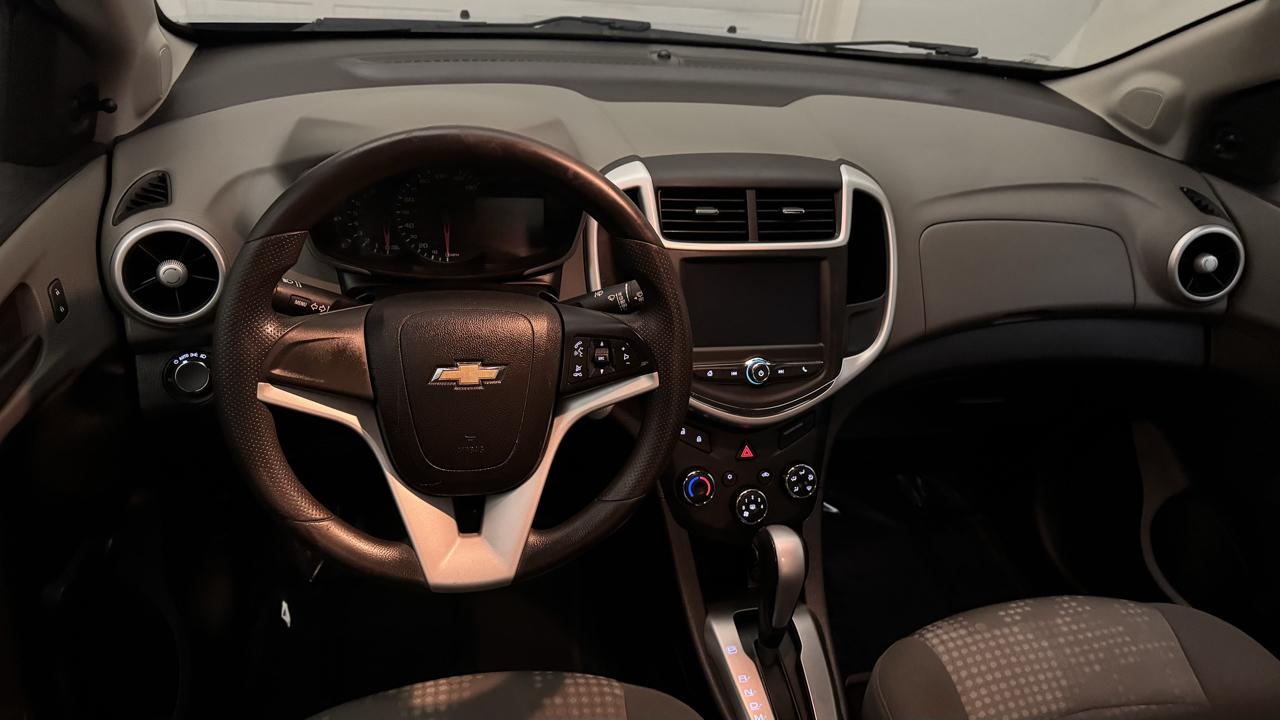 Chevrolet Sonic LS 2017