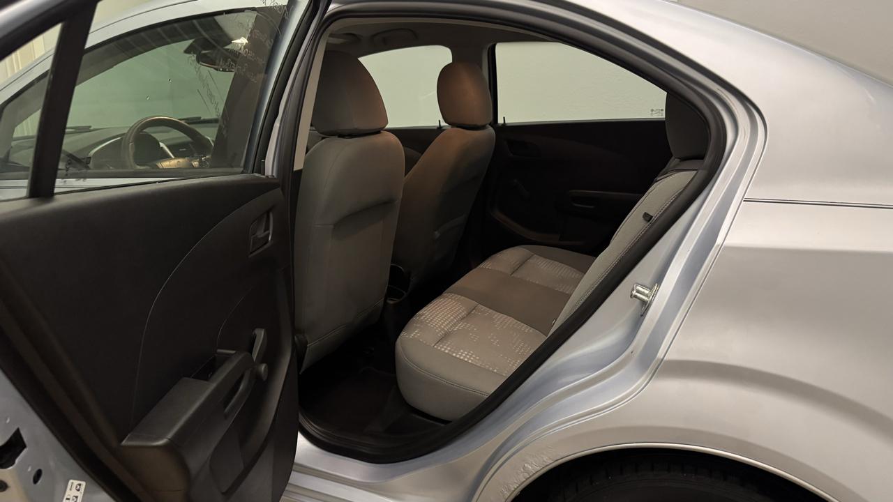 Chevrolet Sonic LS 2017