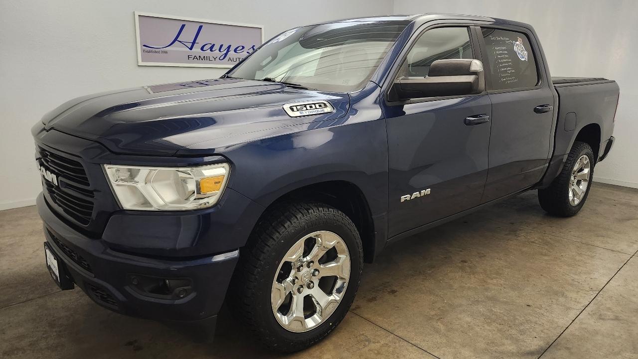 RAM 1500 Big Horn Crew Cab 4WD 2021