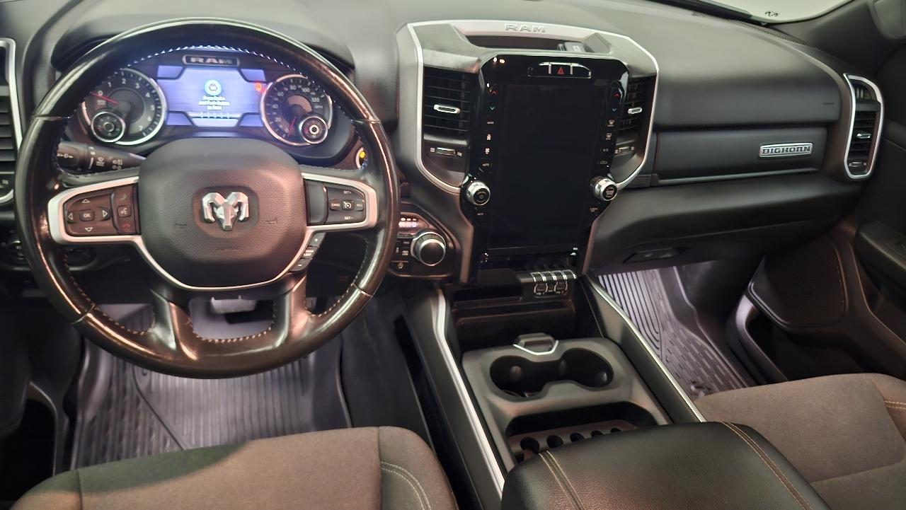 RAM 1500 Big Horn Crew Cab 4WD 2021