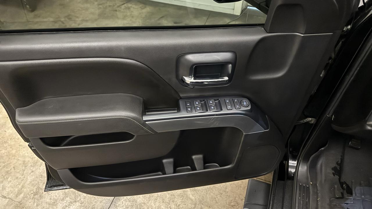 Chevrolet Silverado 3500HD LT Crew Cab 4WD 2015