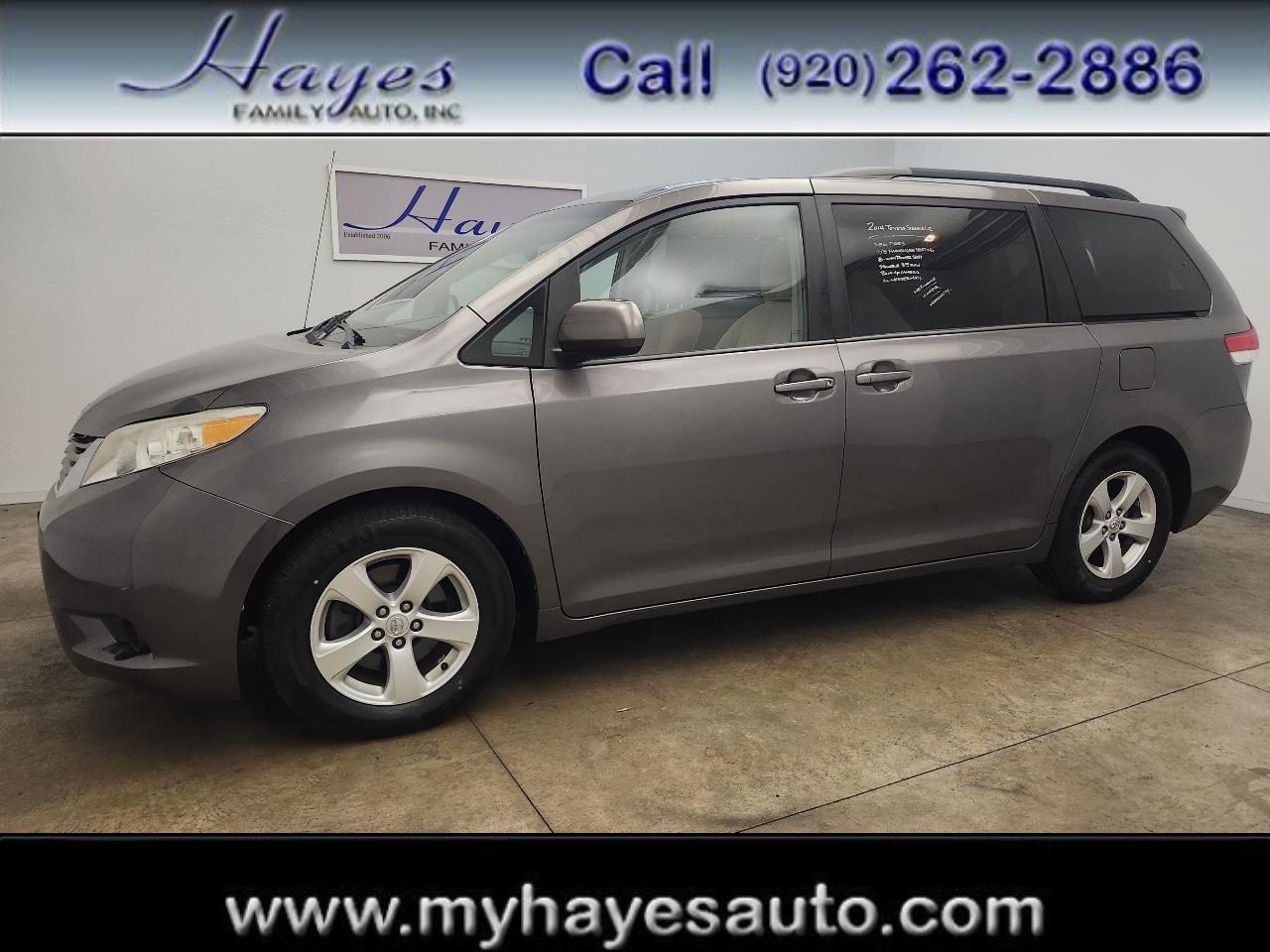 Toyota Sienna LE 2014