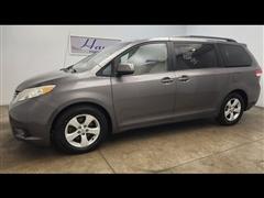 2014 Toyota Sienna 