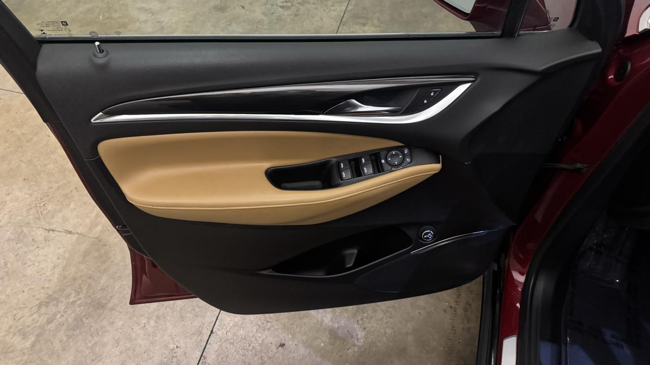Buick Enclave Essence AWD 2020