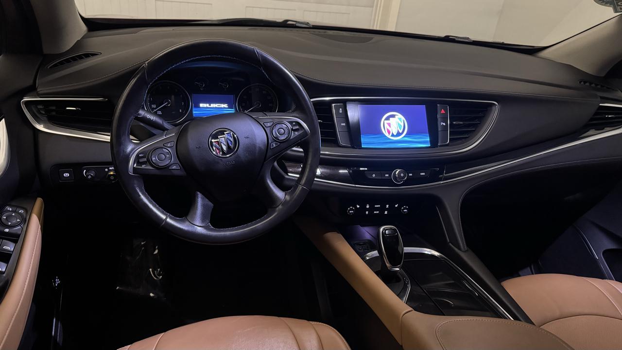 Buick Enclave Essence AWD 2020